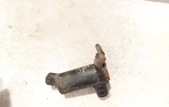 Ford Focus Windscreen/windshield washer pump 93bb17k624ba