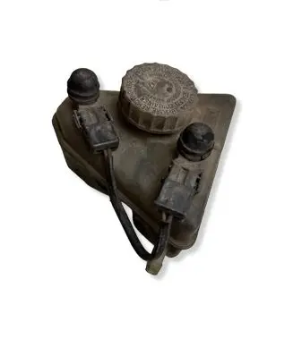 Mercedes-Benz W123 Brake fluid reservoir 3350880731