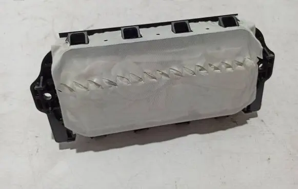 Opel Astra L Passenger airbag 9830706180