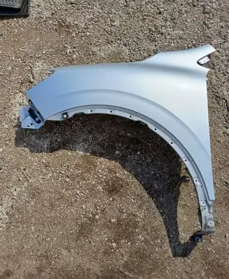Renault Kadjar Fender 631014940R