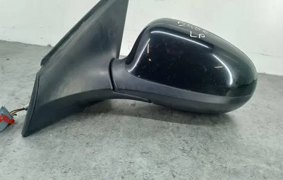 Front door electric wing mirror