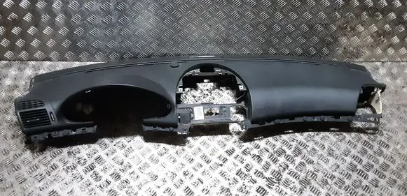 Mercedes-Benz E W211 Dashboard W211LL1 20051108
