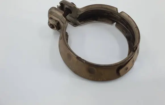 Mercedes-Benz C W205 Muffler pipe connector clamp A0009958902
