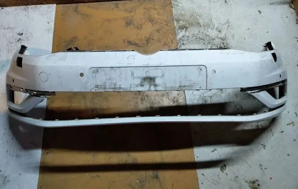 Volkswagen Golf VII Front bumper 5G0807221FL 5G0807231 8200102149