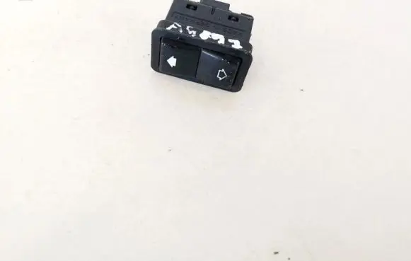 BMW 5 E39 Electric window control switch 8368974
