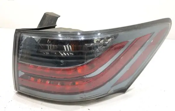 Lexus CT 200H Rear/tail lights 