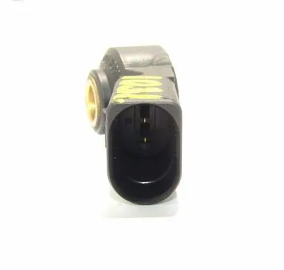 Volkswagen Golf IV Detonation knock sensor 0261231146