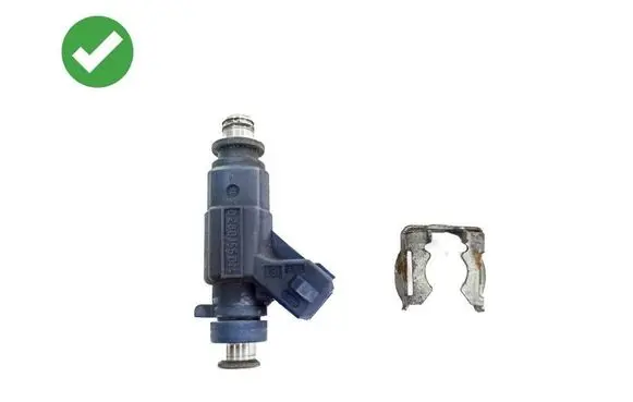 Mercedes-Benz R W251 Fuel injector A1120780149