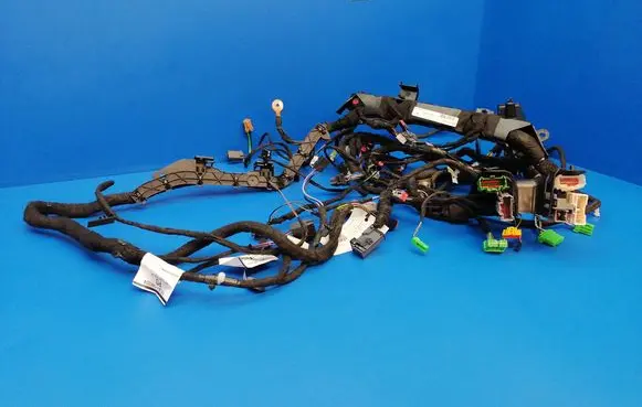Land Rover Discovery 5 Panel wiring KPLA14K024PD