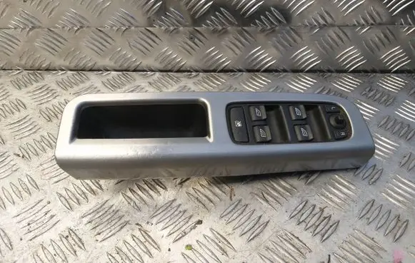 Volvo V50 Electric window control switch 30773427