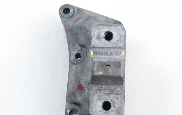 Seat Leon (1M) Gearbox mounting bracket 1J0199117AK