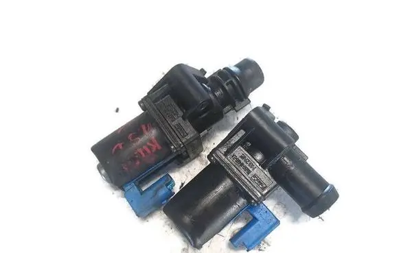 Ford Kuga II Coolant heater control valve BM5G-18495-EA H82NE H82N