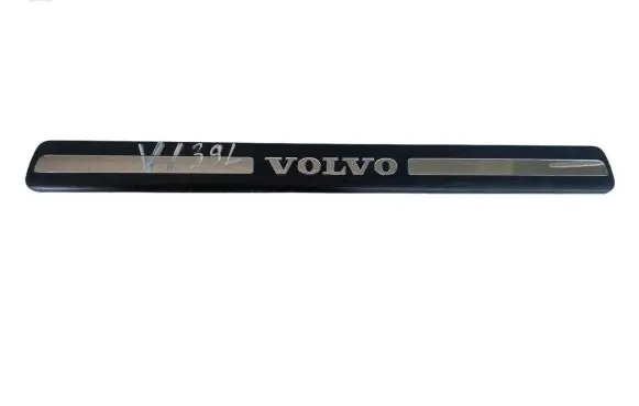 Volvo V70 Front sill trim cover 8659960