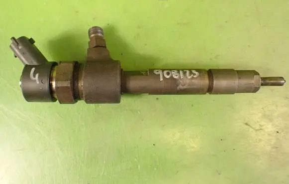 Fiat Doblo Fuel injector 0445110068