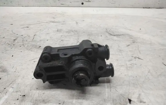 Mercedes-Benz E W210 Fuel injection high pressure pump A6110900350