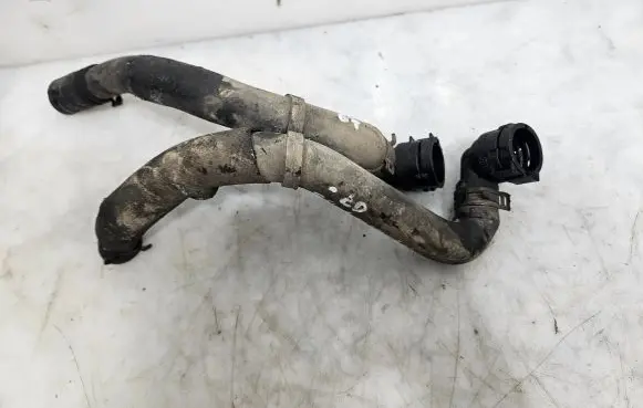 Volkswagen PASSAT B6 Engine coolant pipe/hose 1K0122291