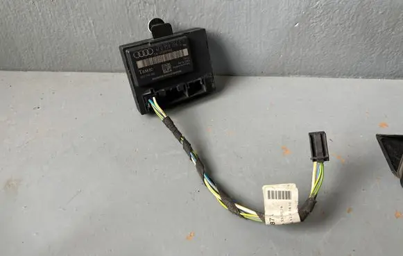 Audi A6 Allroad C6 Door control unit/module 4F0959794E 4F0910795E 0033TFK000
