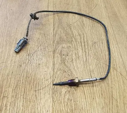 Volvo XC90 Exhaust gas temperature sensor 31430479