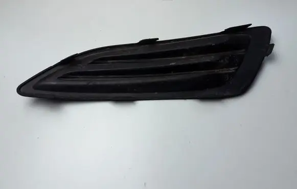Ford Fiesta Front bumper lower grill C1BB15A22BA