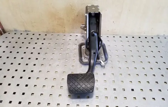 Brake pedal