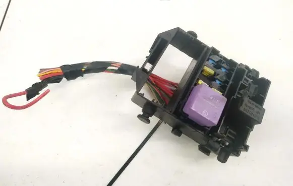 Renault Laguna II Fuse box set 8200003634