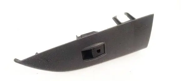 Skoda Fabia Mk1 (6Y) Electric window control switch 6Y1867228 00101911795914
