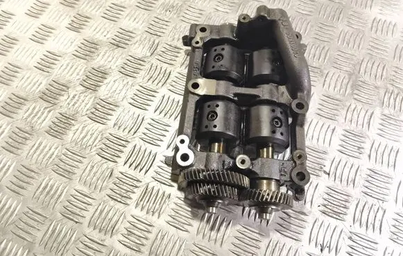 Renault Espace IV Oil pump 8200180602