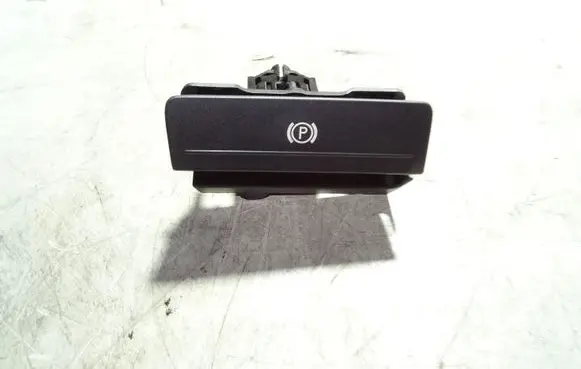 Volkswagen Phaeton Hand brake release handle 3D1712305