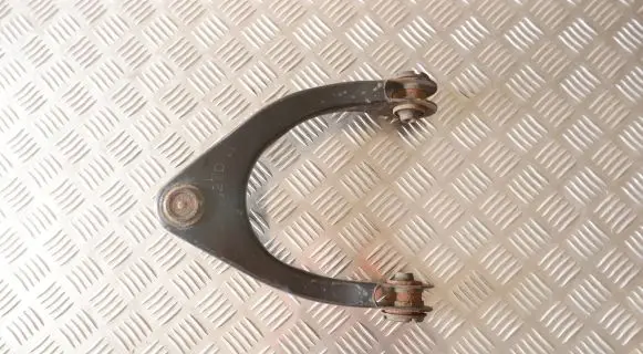 Lexus GS 300 350 430 450H Front upper control arm/wishbone 4863039085