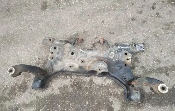 Mazda 3 II Front subframe