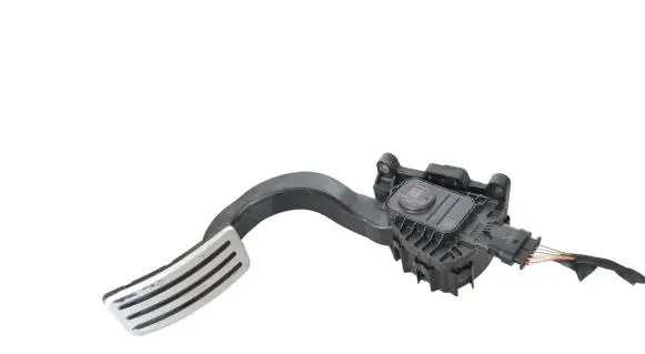 Tesla Model 3 Accelerator throttle pedal 1011298