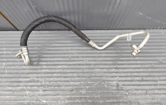 Renault Austral Air conditioning (A/C) pipe/hose 924909759R