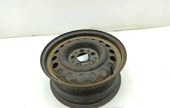Mercedes-Benz 280 450 W116 R15 steel rim 1244001202
