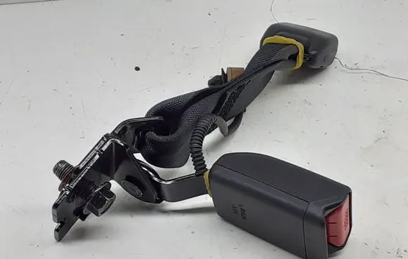 Hyundai Kona I Rear seatbelt buckle 1147162