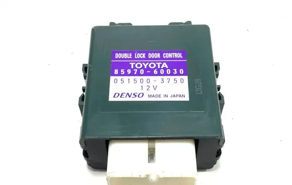 Toyota Land Cruiser (J120) Door central lock control unit/module 8597060030 0515003750