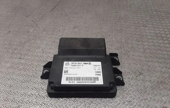 Volkswagen PASSAT B6 Hand brake control module 3C0907801J