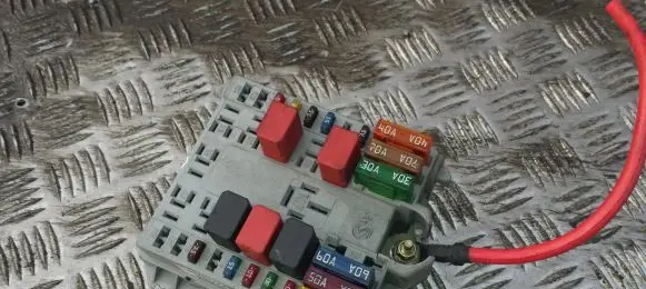 Fuse box set