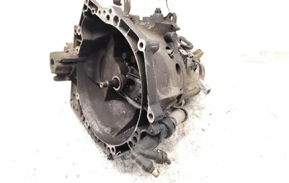 Peugeot Partner Manual 5 speed gearbox 9682054510 20ET40