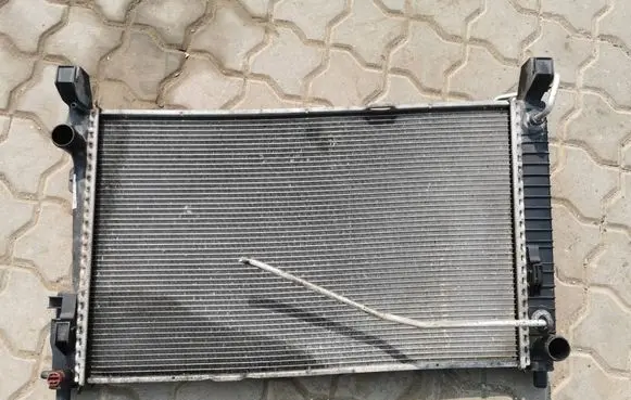 Mercedes-Benz B W245 Coolant radiator A1695803004 K2431008