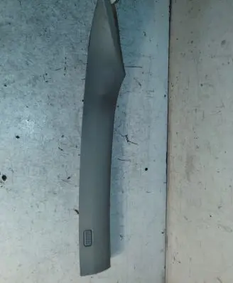 BMW 5 E60 E61 (A) pillar trim 7027085