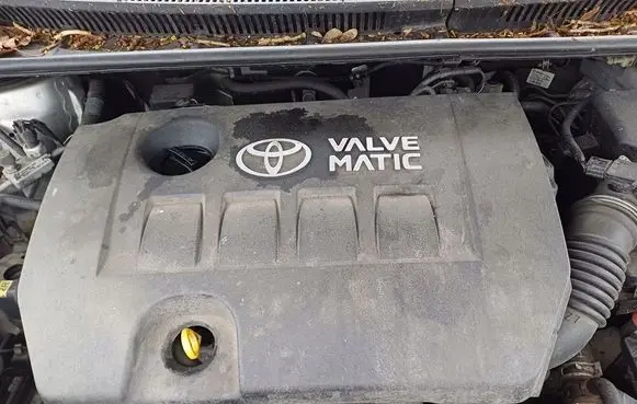 Toyota Avensis T270 Engine