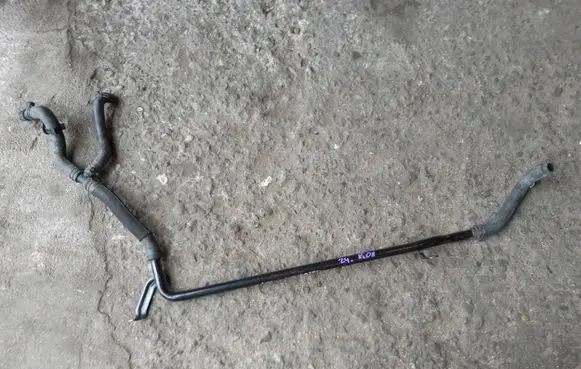 Audi Q7 4L Engine coolant pipe/hose