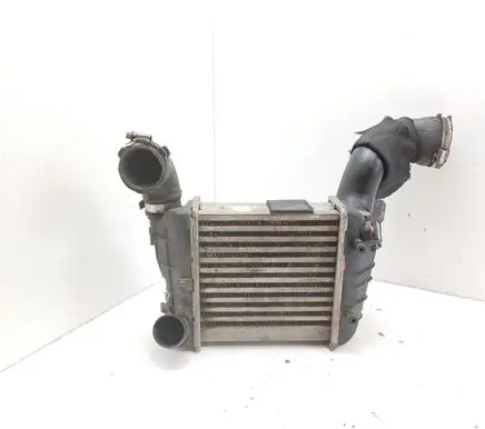 Audi A4 S4 B7 8E 8H Intercooler radiator 8E0145805R 038906051C