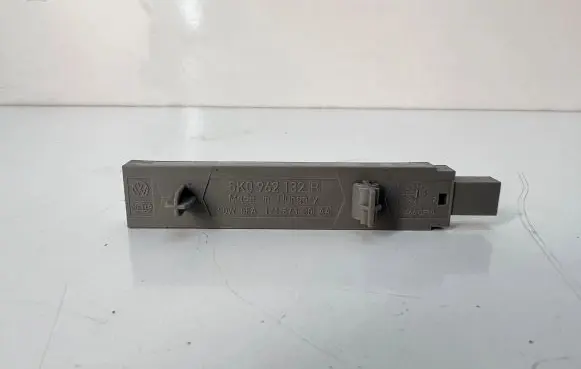 Volkswagen PASSAT B8 Keyless (KESSY) go control unit/module 5K0962132B 17167330 0WFA