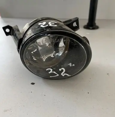 Volkswagen Touran I Front fog light 27128800