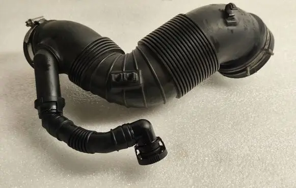Volkswagen PASSAT B6 Air intake hose/pipe 3C0129654P 446197