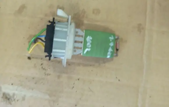 Opel Adam Heater blower motor/fan resistor 208254