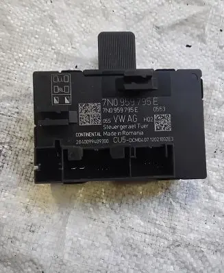 Skoda Yeti (5L) Door control unit/module 7N0959795E 099409300