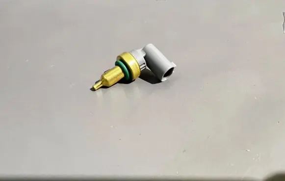 Mercedes-Benz GLC X253 C253 Coolant temperature sensor A0009056102