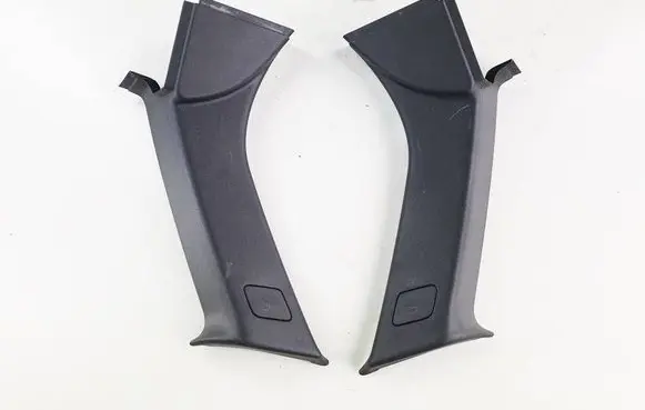 Volvo V50 (B) pillar trim (top) 